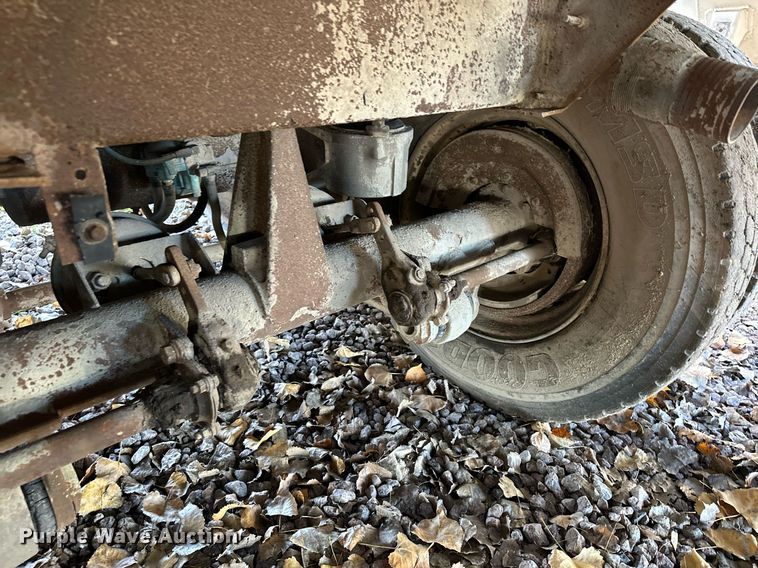 image for item DQ7397 1964 Fruehauf HAC X2  pneumatic dry bulk trailer