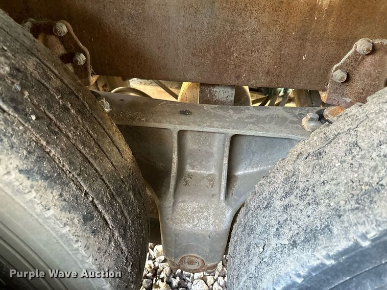 image for item DQ7397 1964 Fruehauf HAC X2  pneumatic dry bulk trailer