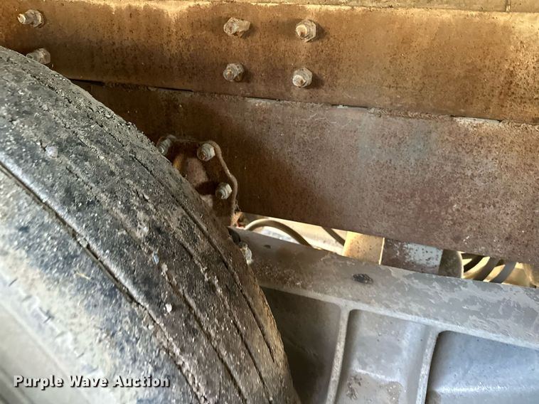 image for item DQ7397 1964 Fruehauf HAC X2  pneumatic dry bulk trailer