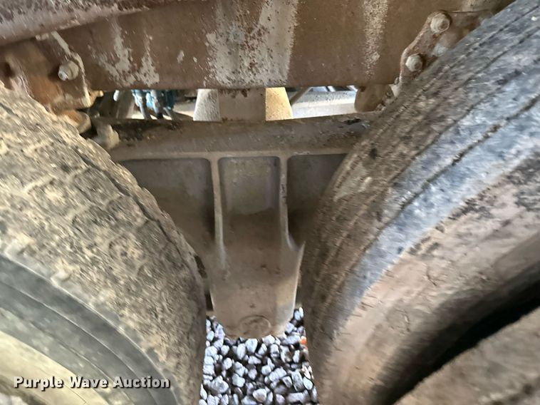 image for item DQ7397 1964 Fruehauf HAC X2  pneumatic dry bulk trailer