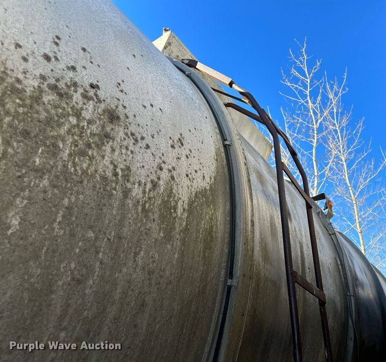 image for item DQ7397 1964 Fruehauf HAC X2  pneumatic dry bulk trailer