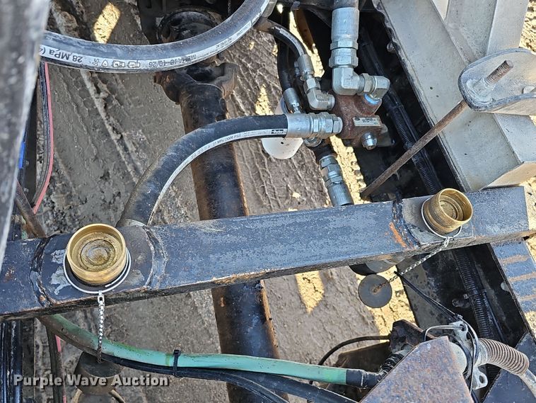 image for item DS5735 1998 Mack CH613  semi truck