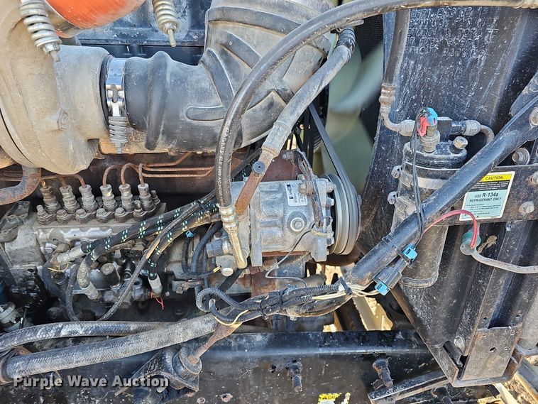 image for item DS5735 1998 Mack CH613  semi truck