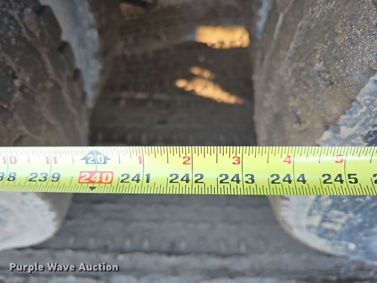 image for item DS5735 1998 Mack CH613  semi truck