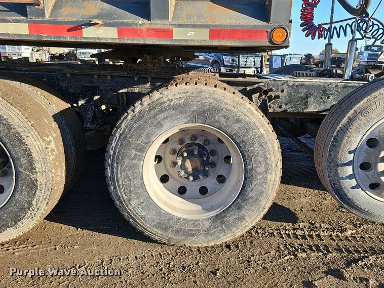 image for item DS5735 1998 Mack CH613  semi truck