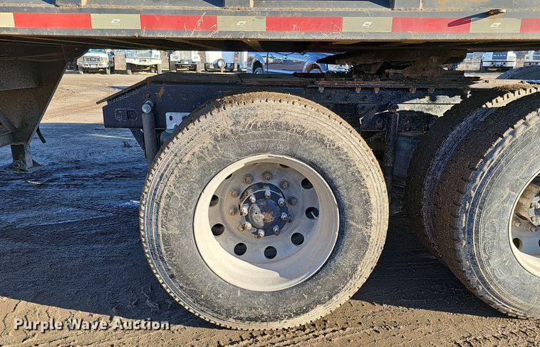 image for item DS5735 1998 Mack CH613  semi truck