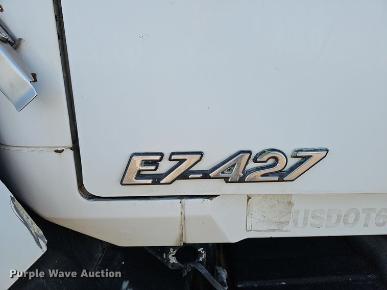 image for item DS5735 1998 Mack CH613  semi truck