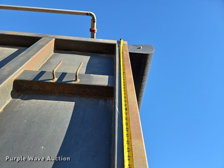 image for item DS5736 2011 Warren 3996-2-SSP  refuse trailer