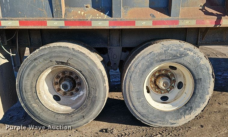 image for item DS5736 2011 Warren 3996-2-SSP  refuse trailer