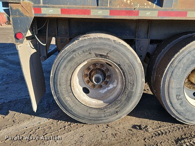image for item DS5736 2011 Warren 3996-2-SSP  refuse trailer