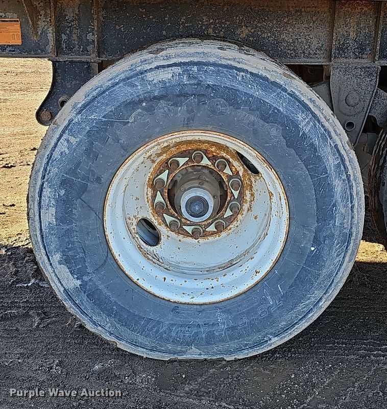 image for item DS5736 2011 Warren 3996-2-SSP  refuse trailer