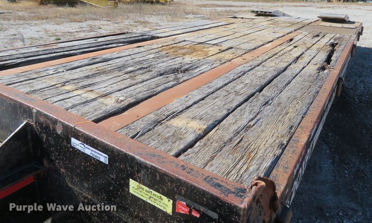 image for item FB9862 2014 Eager Beaver 20XPT  equipment trailer