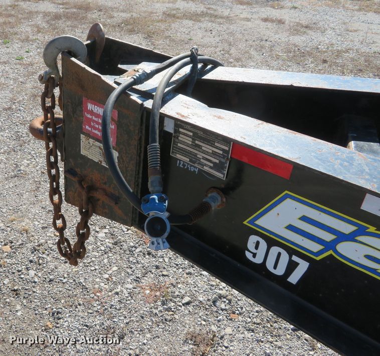 image for item FB9862 2014 Eager Beaver 20XPT  equipment trailer