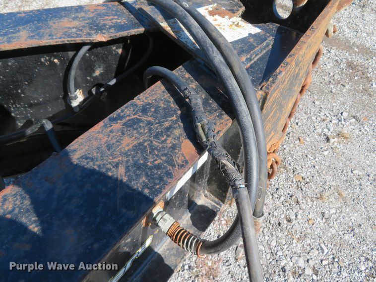 image for item FB9862 2014 Eager Beaver 20XPT  equipment trailer