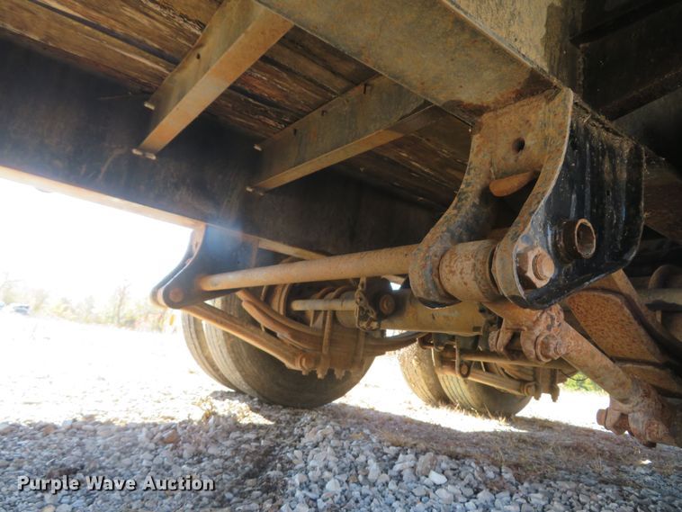 image for item FB9862 2014 Eager Beaver 20XPT  equipment trailer