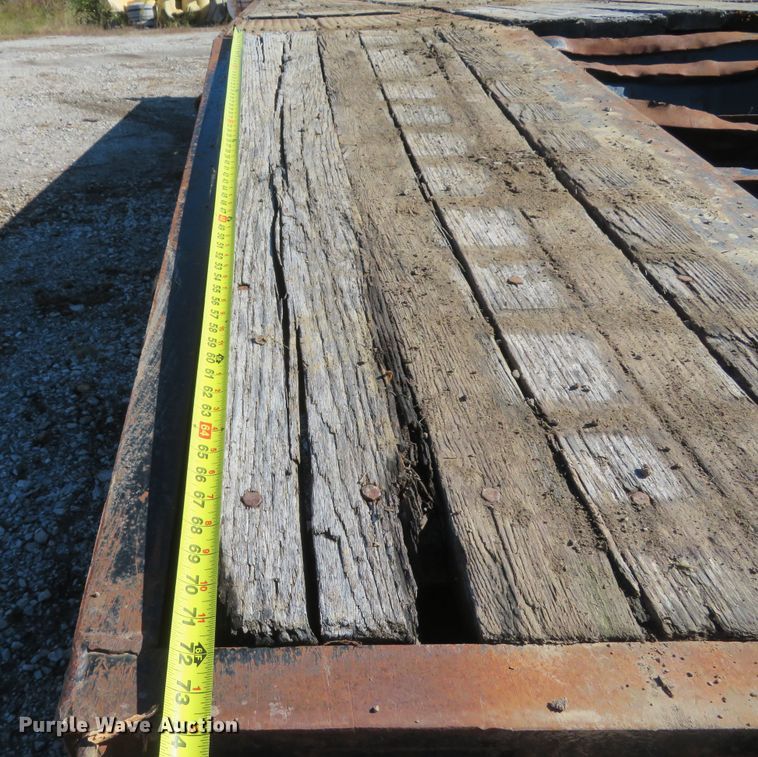 image for item FB9862 2014 Eager Beaver 20XPT  equipment trailer