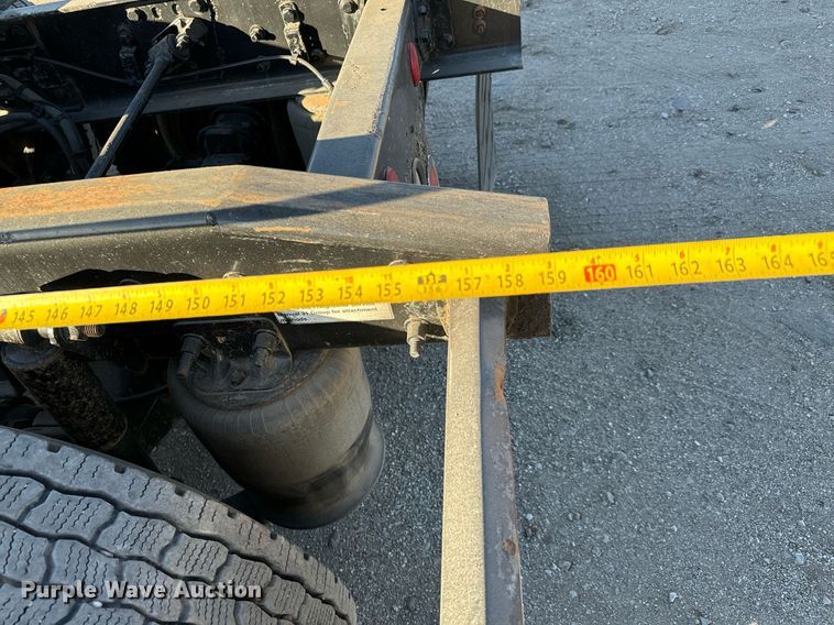 image for item GG9920 2015 Freightliner Cascadia 125 semi truck