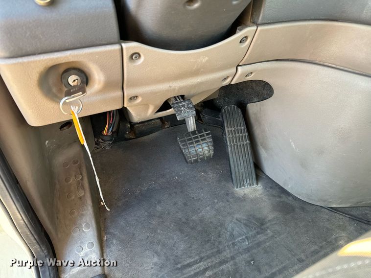 image for item GG9920 2015 Freightliner Cascadia 125 semi truck