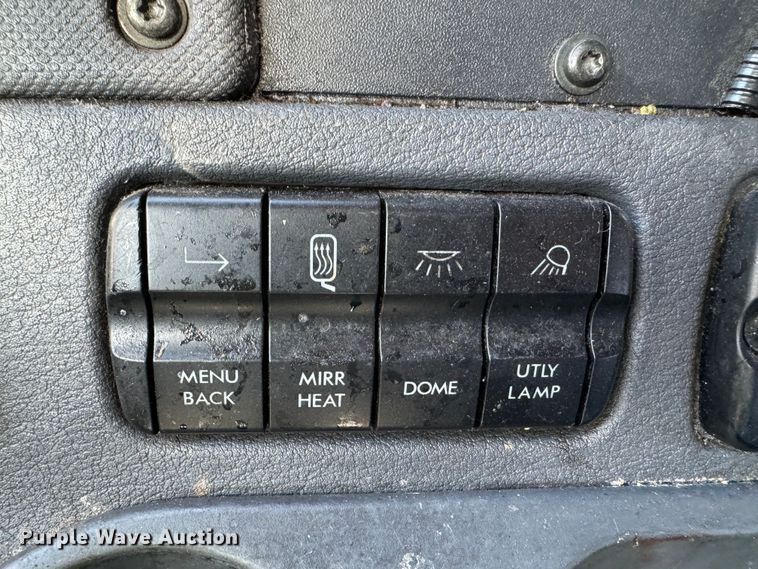 image for item GQ9223 2016 Freightliner Cascadia 125  semi truck