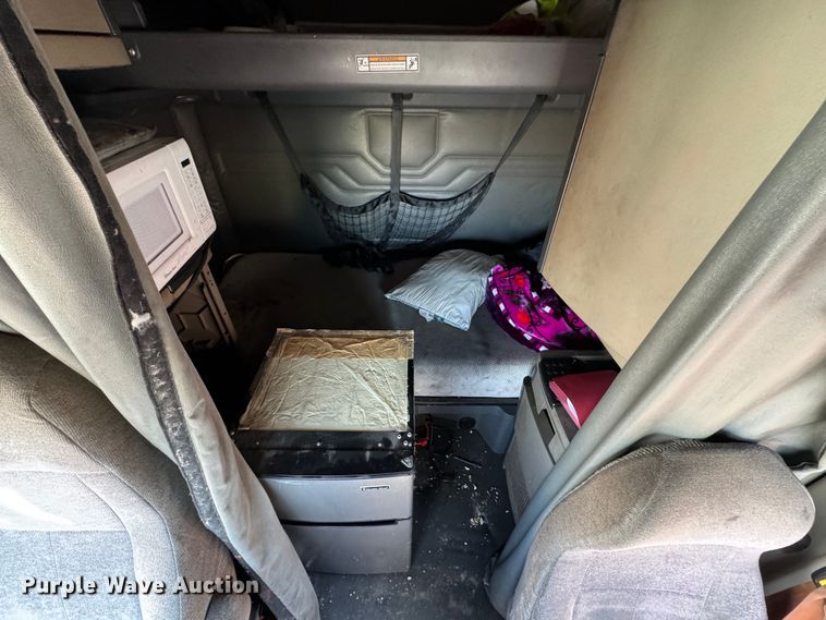 image for item GQ9223 2016 Freightliner Cascadia 125  semi truck