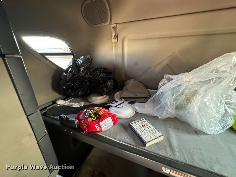 image for item GQ9223 2016 Freightliner Cascadia 125  semi truck