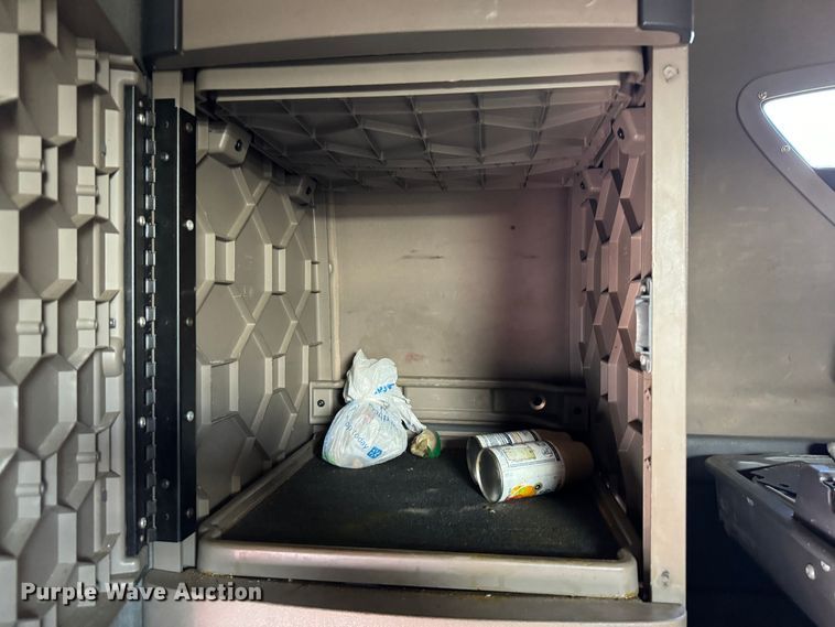 image for item GQ9223 2016 Freightliner Cascadia 125  semi truck