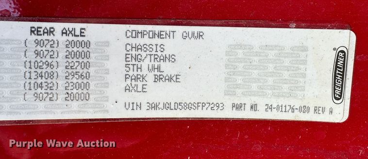 image for item GQ9223 2016 Freightliner Cascadia 125  semi truck