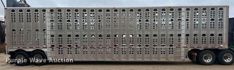 image for item IU9184 2010 Wilson PSDCL-406  livestock trailer