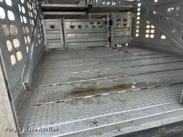 image for item IU9184 2010 Wilson PSDCL-406  livestock trailer