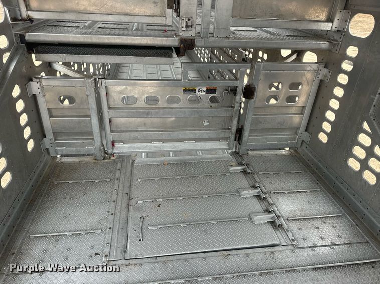 image for item IU9184 2010 Wilson PSDCL-406  livestock trailer