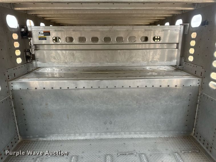 image for item IU9184 2010 Wilson PSDCL-406  livestock trailer