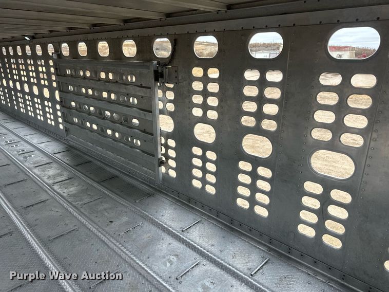 image for item IU9184 2010 Wilson PSDCL-406  livestock trailer