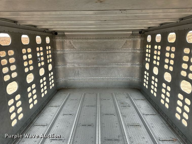 image for item IU9184 2010 Wilson PSDCL-406  livestock trailer