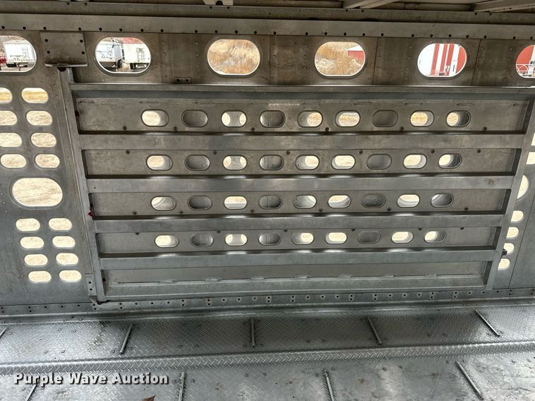 image for item IU9184 2010 Wilson PSDCL-406  livestock trailer