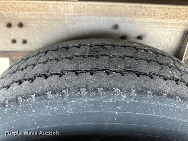 image for item IU9184 2010 Wilson PSDCL-406  livestock trailer