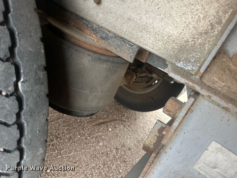 image for item IU9184 2010 Wilson PSDCL-406  livestock trailer