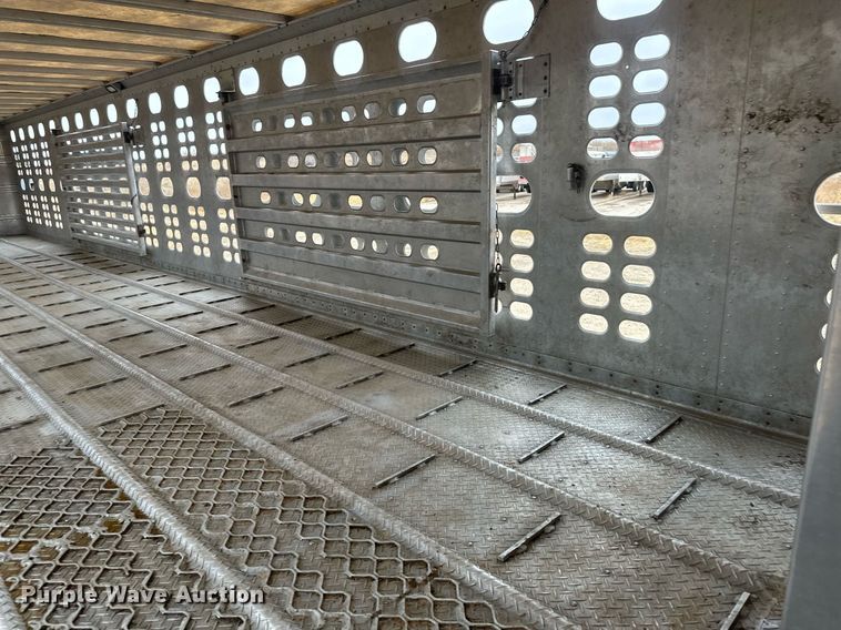 image for item IU9185 2010 Wilson PSDCL-406  livestock trailer