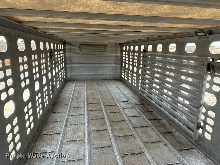 image for item IU9185 2010 Wilson PSDCL-406  livestock trailer