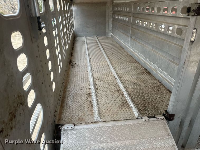 image for item IU9185 2010 Wilson PSDCL-406  livestock trailer