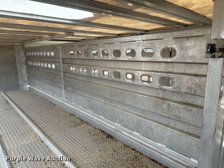 image for item IU9185 2010 Wilson PSDCL-406  livestock trailer