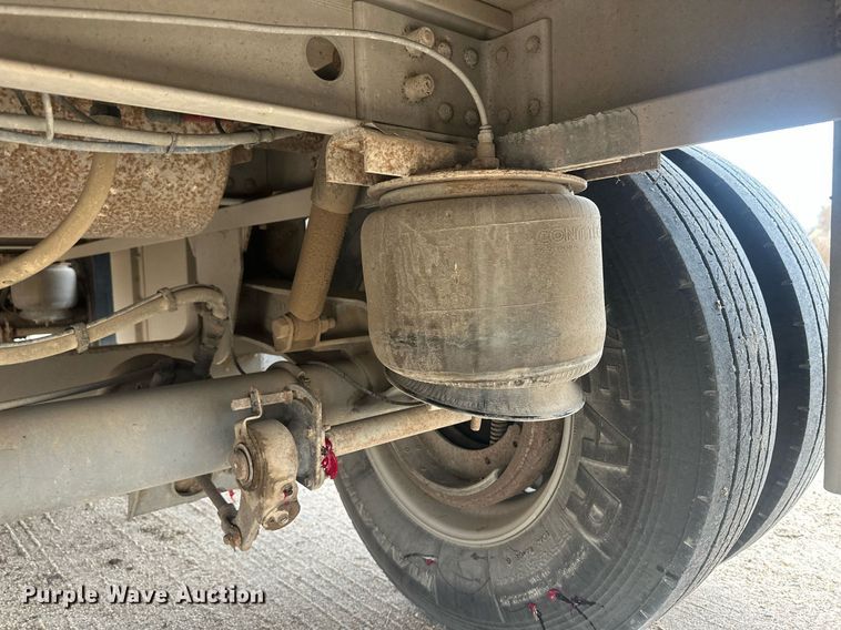 image for item IU9185 2010 Wilson PSDCL-406  livestock trailer