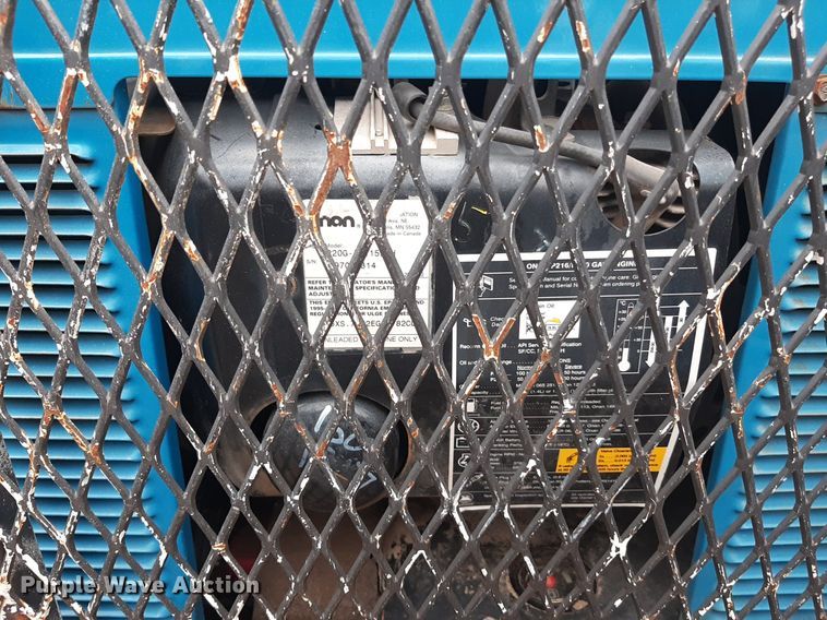 image for item KD9198 2000 Freightliner FL70  utility / service truck