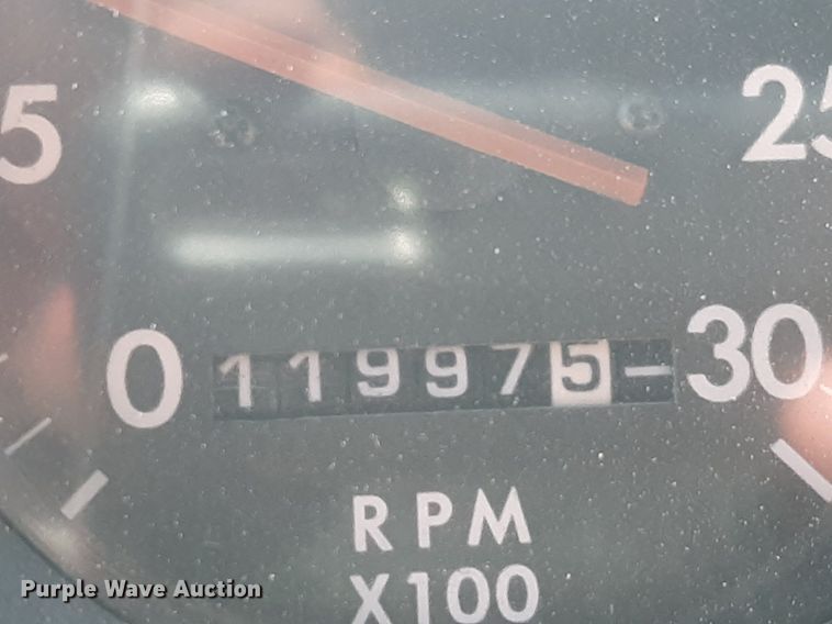 image for item KD9198 2000 Freightliner FL70  utility / service truck