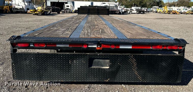 image for item KH9577 1991 Trail King TK70SA-182 drop deck equipment trailer