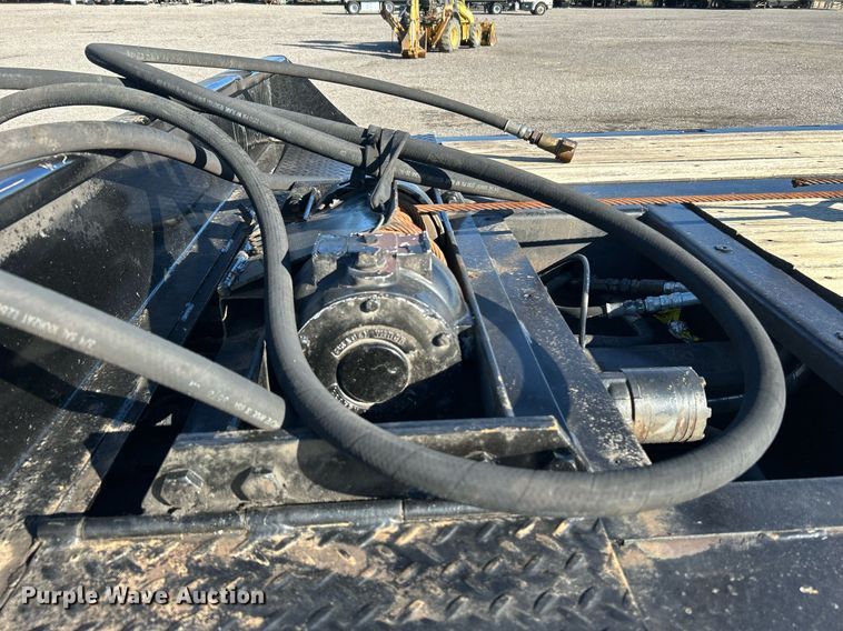 image for item KH9577 1991 Trail King TK70SA-182 drop deck equipment trailer