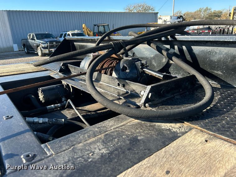 image for item KH9577 1991 Trail King TK70SA-182 drop deck equipment trailer