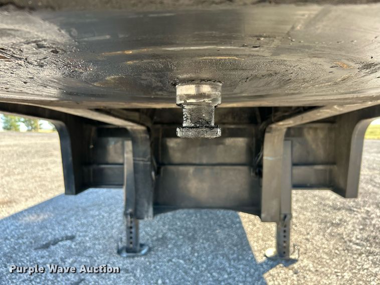 image for item KH9577 1991 Trail King TK70SA-182 drop deck equipment trailer