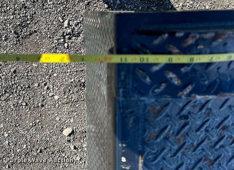 image for item KH9577 1991 Trail King TK70SA-182 drop deck equipment trailer