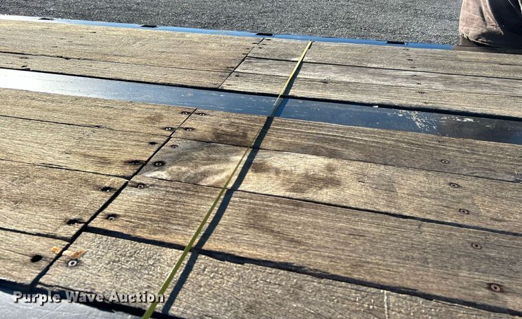 image for item KH9577 1991 Trail King TK70SA-182 drop deck equipment trailer