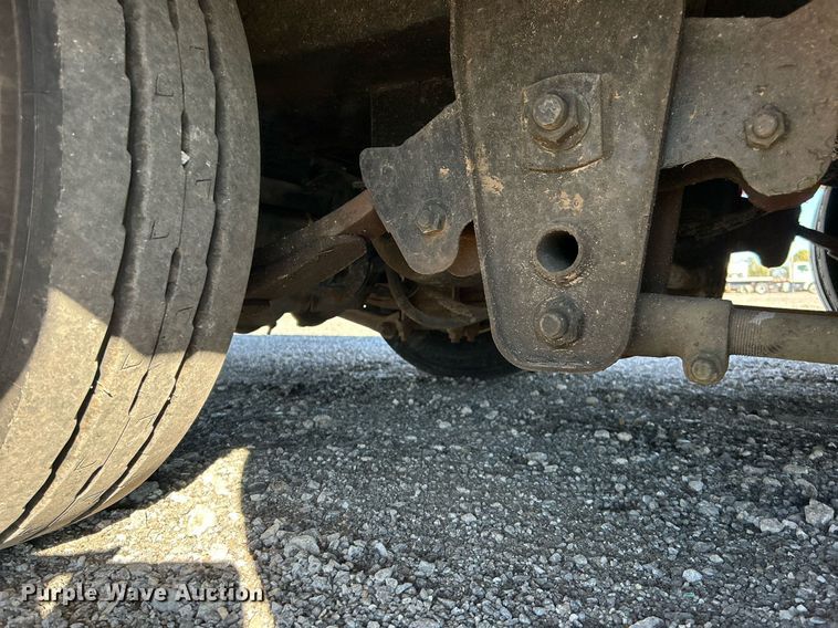 image for item KH9577 1991 Trail King TK70SA-182 drop deck equipment trailer